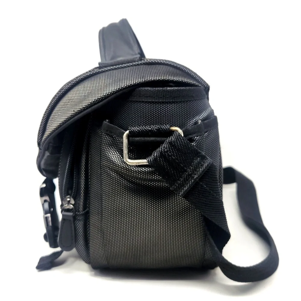Nikon Deluxe DSLR Camera Shoulder Bag 13